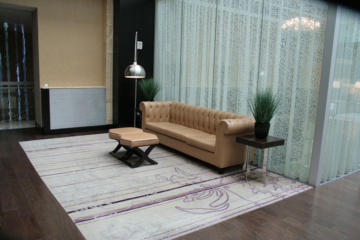 case study about DDecor's digital transformation by monday.com